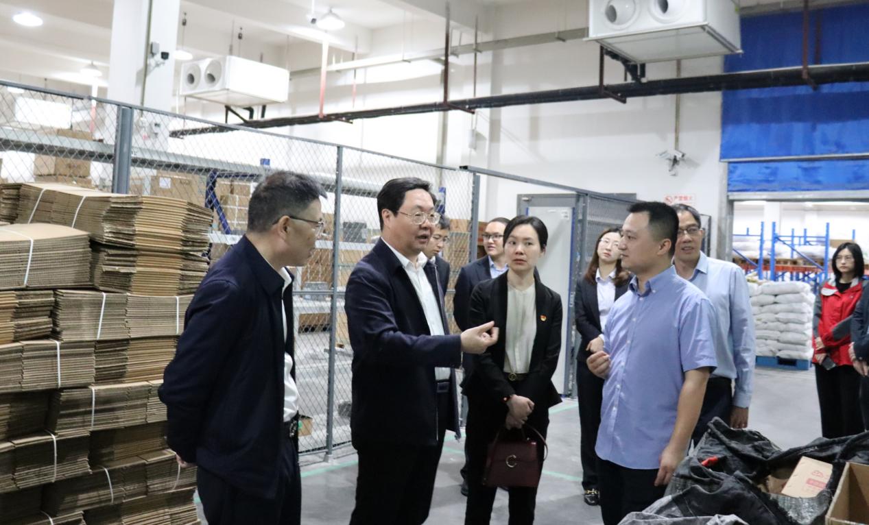 16841250781676994198