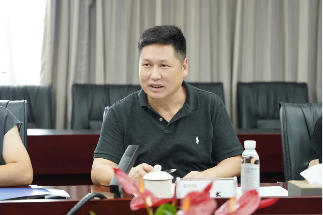 17199703471528696135